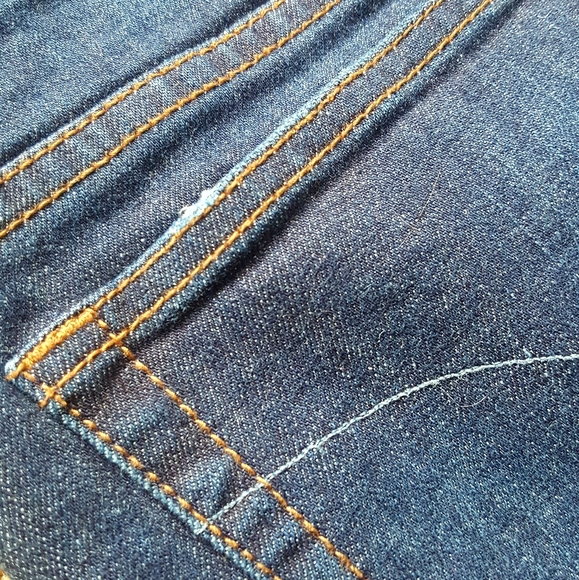 Joe's Jeans Mini Bootcut - Picture 8 of 12